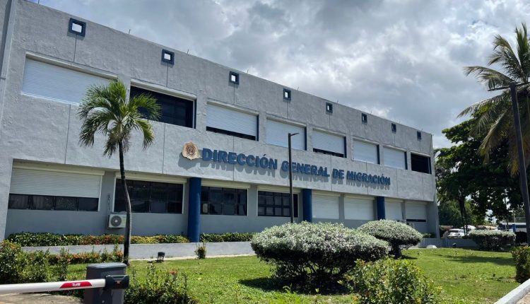 Sede de Migración.