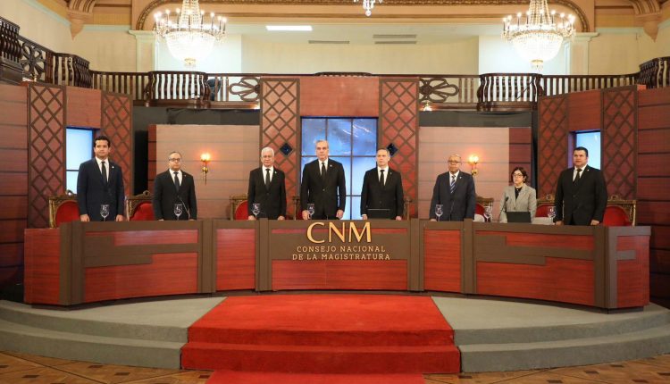 Abinader y demás miembros del Consejo de la Magistratura.