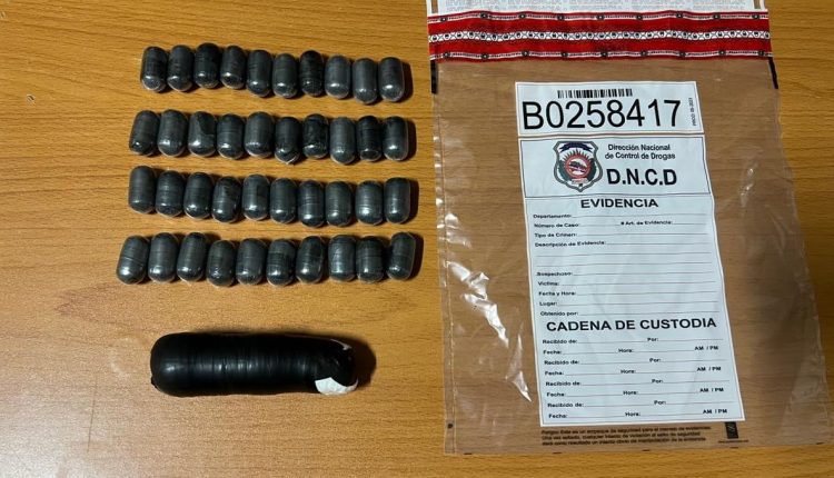 Lo incautado a extranjera en el AILA.