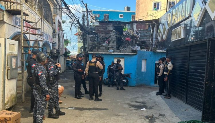 Operativo de la DNCD en el sector Capotillo.