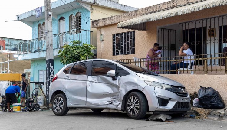 Dos mujeres resultaron heridas en accidente en Herrera.