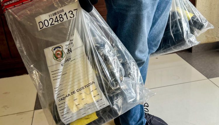 Droga ocupada en el puerto de Sans Soucí.