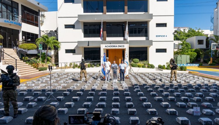 Droga incautada en Baní.