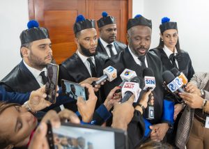 Wilson Camacho y representantes del Ministerio Público.