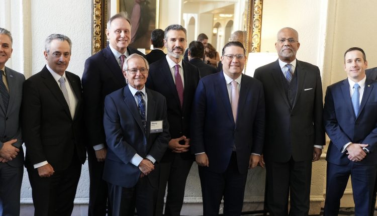 Empresarios dominicanos participaron en foro en Miami.