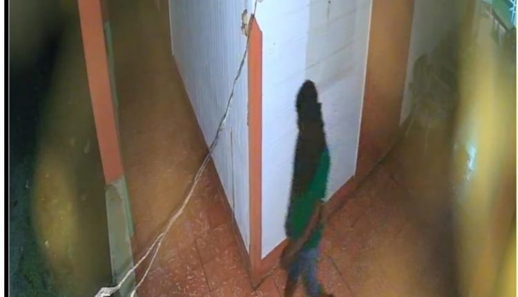 Dieuphete Desinor cuando fue captado en una cámara de seguridad.