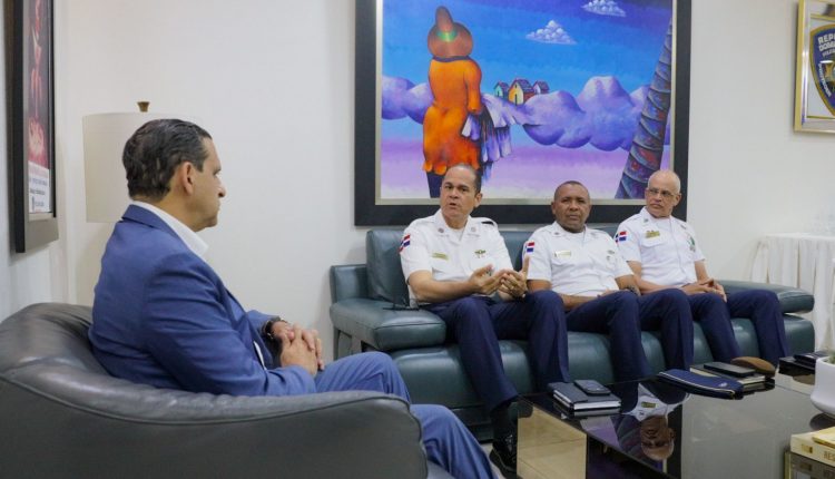 Reunión del director de la Policía con Servio Tulio Castaños Guzmán.