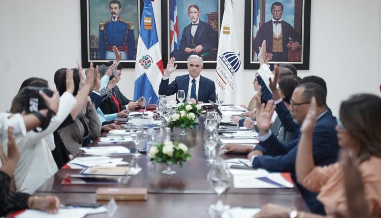 Reunión del Consejo Nacional de Educación.