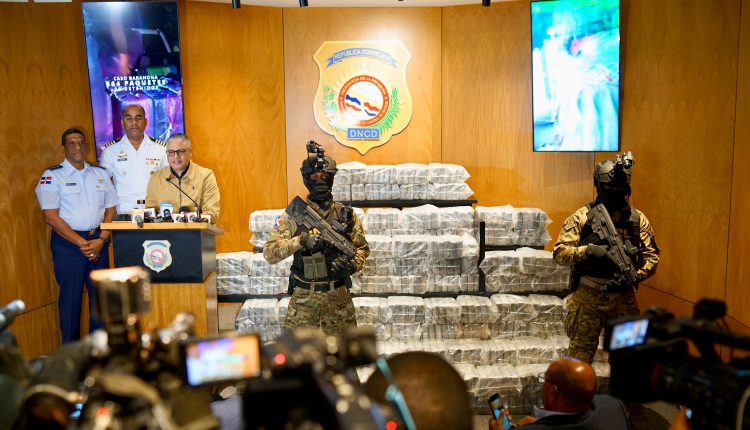 Droga incautada en costas de Barahona.