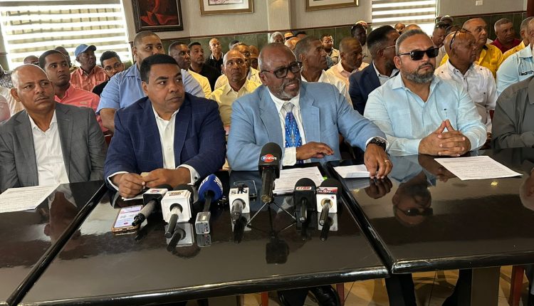 Santiago Zamora es vocero de entidades del transporte.