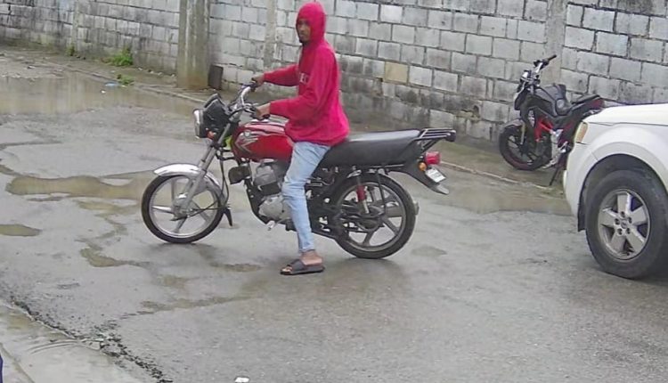 Joven Ambiorix Acevedo abatido por la Policía.