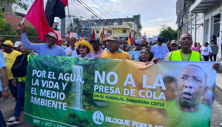 Protesta del Bloque Jesús Adón.