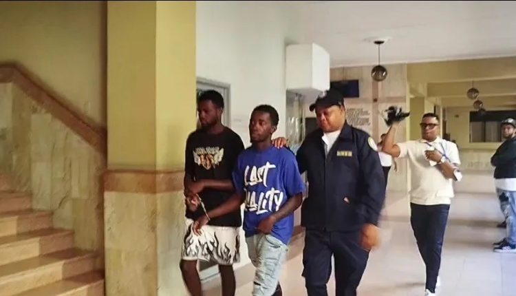 Haitianos enviados a prisión por muerte de prestamistas en Santiago.