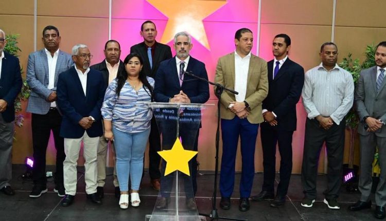 Dirigentes del PLD deploran abandono del medio ambiente.