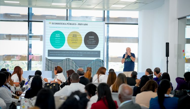 Una de las exposiciones en conferencia del Poder Judicial.
