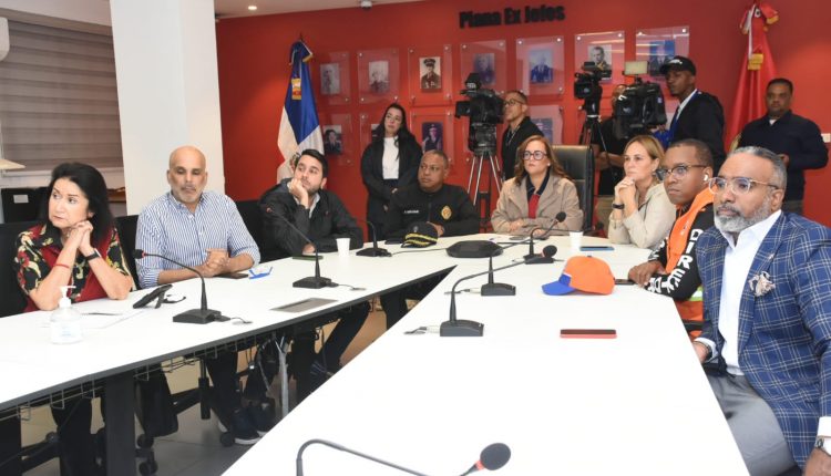 Reunión del Comité de Emergencias de la Alcaldía del Distrito Nacional.