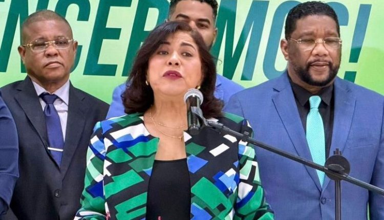 Dirigentes de la Fuerza del Pueblo.
