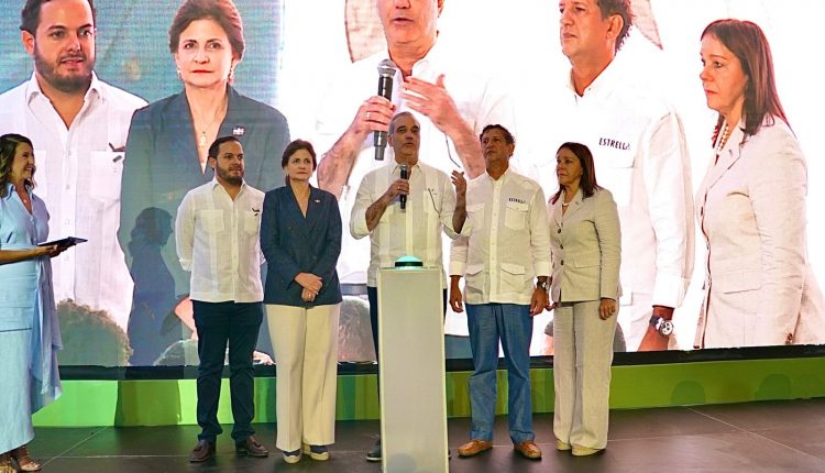 Abinader encabezó actividad en San Pedro de Macorís.