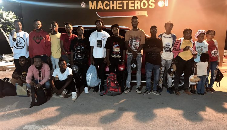 Indocumentados detenidos en Monción