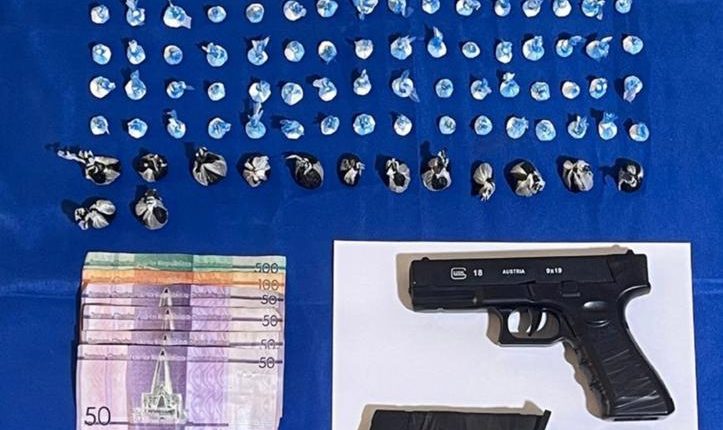 DNCD ocupa armas y drogas en la provincia La Altagracia.