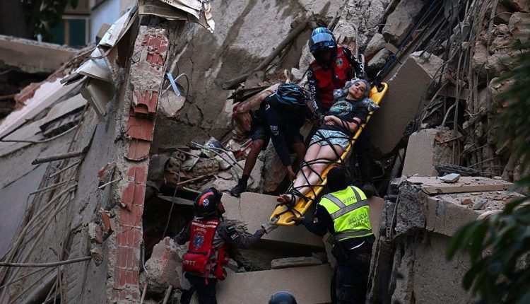 Autoridades venezolanas han intensificado las labores de rescate.