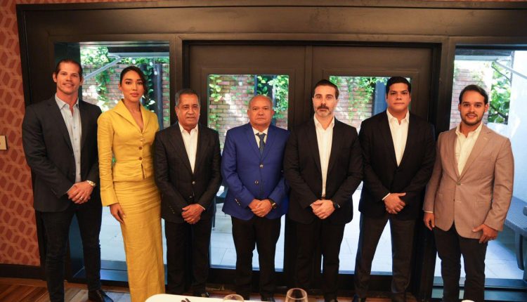 Directivos de la Asociación de Asfalto.