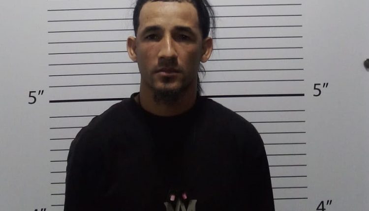 Uno de los detenidos por tiroteo en Santo Domingo Este.