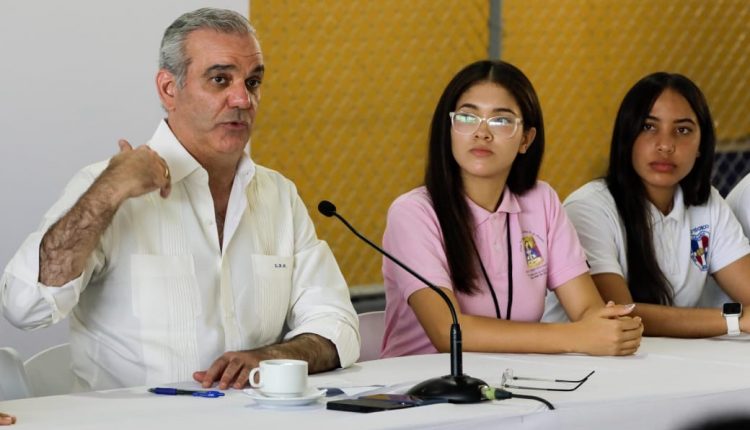 Abinader desarrollará apretada agenda en Santiago.