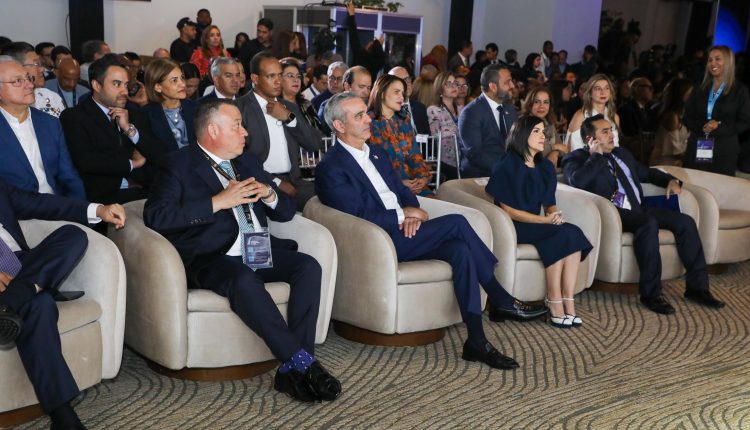 Abinader participa en Foro Americas Investment Forum
