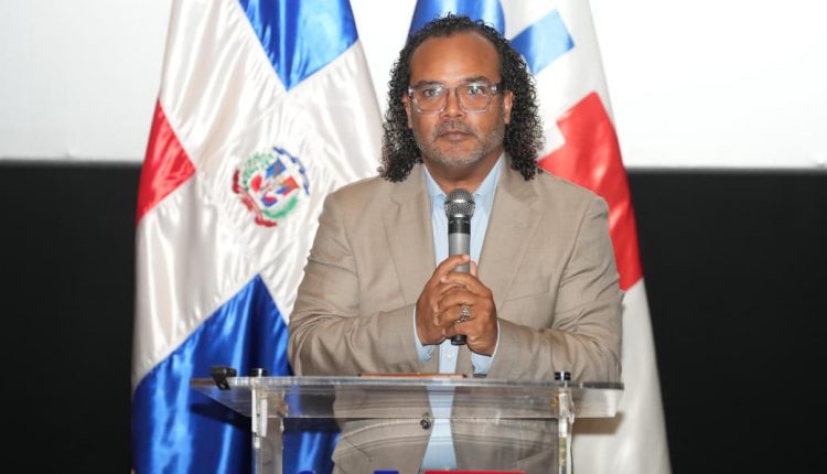 Alberto Zayas