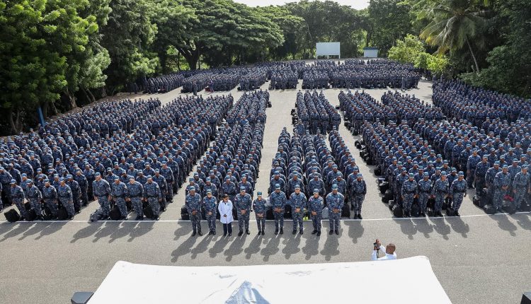 Los estudiantes que participarán en pasantía.