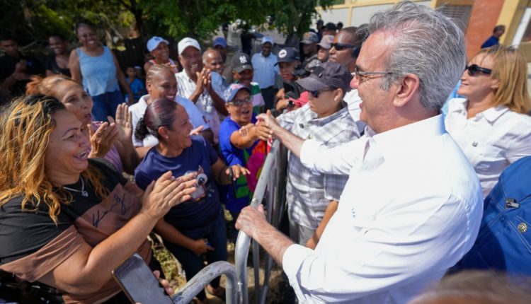 Abinader seguirá con visitas por el interior.