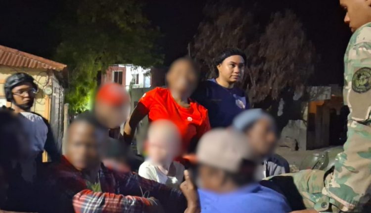 Indocumentados detenidos.
