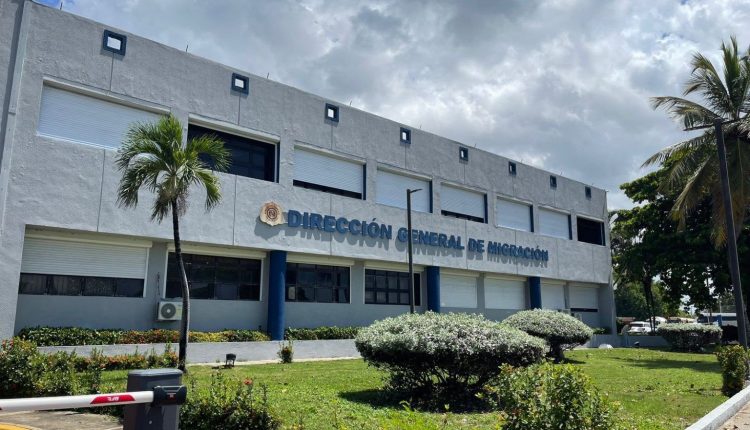 Sede de la Dirección de Migración.