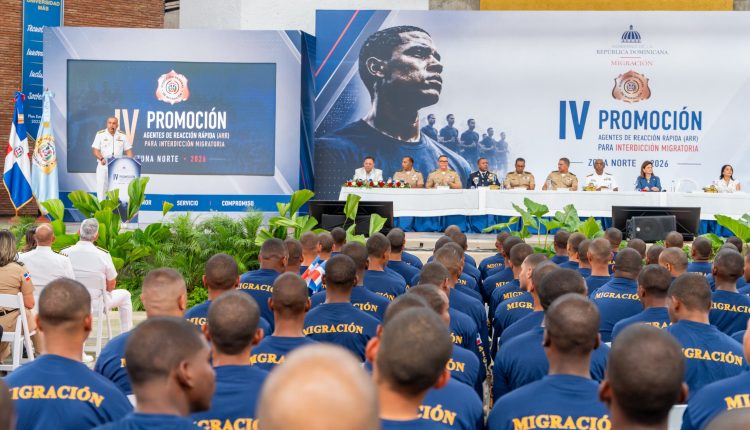 Migración graduó a jóvenes.