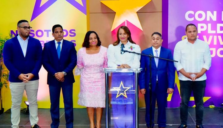 Dirigentes del PLD hablan sobre Montecristi.