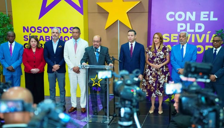 Temístocles Montás fija posición del PLD junto a otros dirigentes.