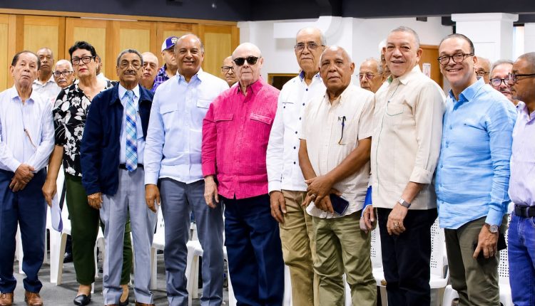 Dirigentes del PRM durante pleno del Frente Agropecuario.