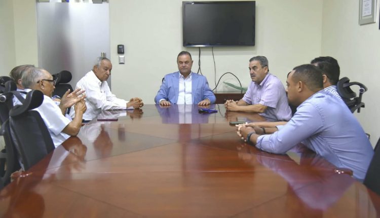 Reunión de Agricultura con los porcicultores.