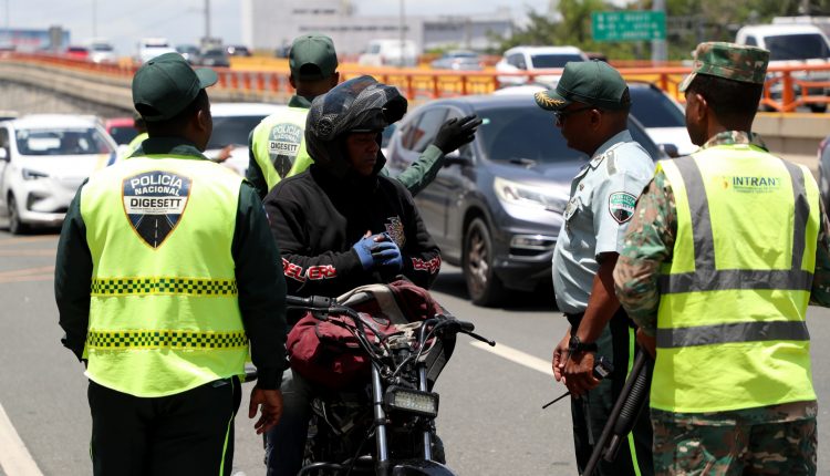 Fiscalización de agentes de la DIGESETT y del INTRANT.