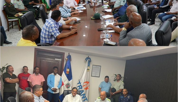 Reunión del INTRANT y DIGESETT con operadores.