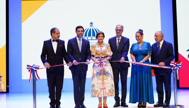 Inauguración de la Feria del Libro.