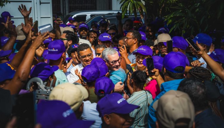 Gonzalo Castillo busca la nominación presidencial del PRM