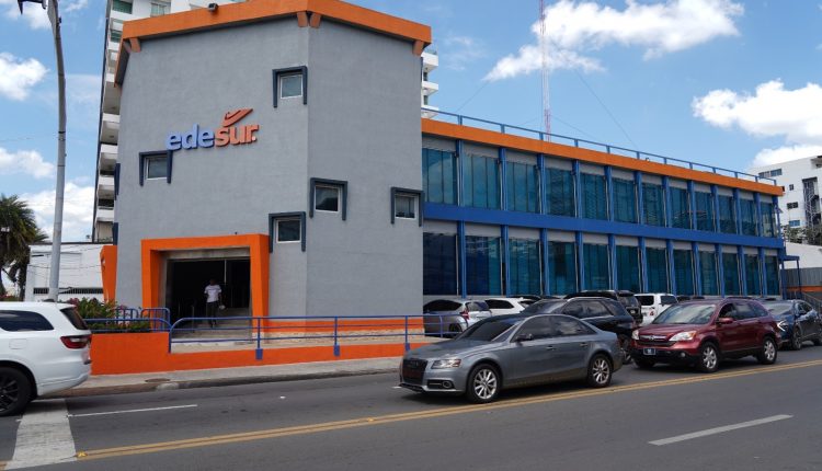 Lugar donde Edesur recibirá inquietudes de usuarios.