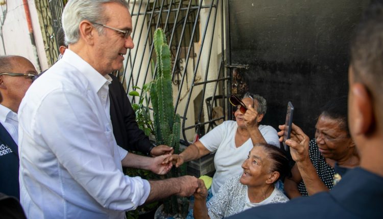 Abinader retoma visitas al interior.