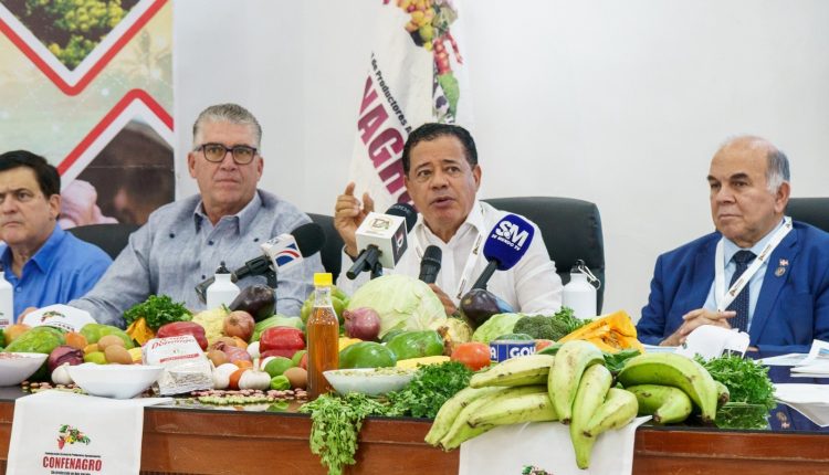 Directivos de Confenagro.
