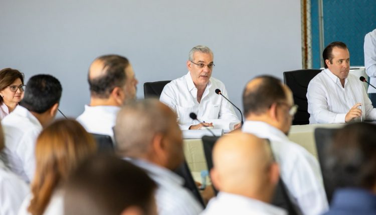 Abinader durante el Consejo de MInistros en Ocoa.
