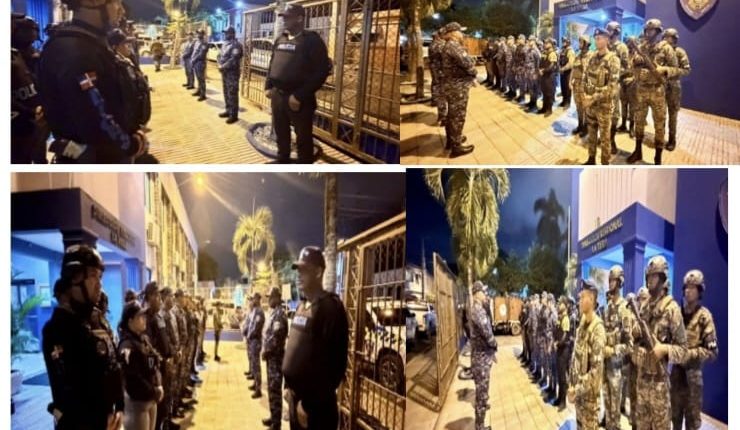 Operativo de autoridades militares y policiales en La Vega.