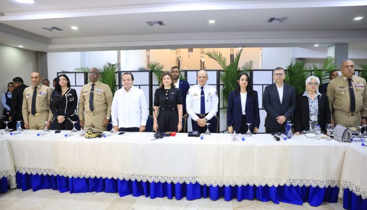 Reunión sobre plan de seguridad ciudadana.