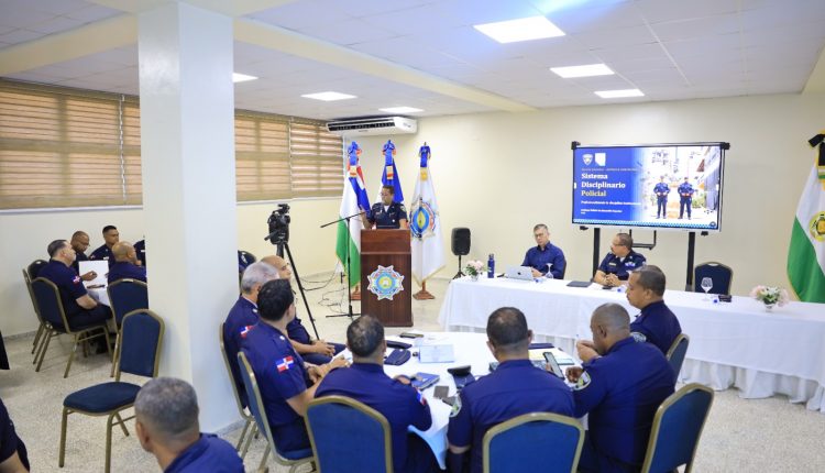Taller de capacitación de la Policía Nacional.